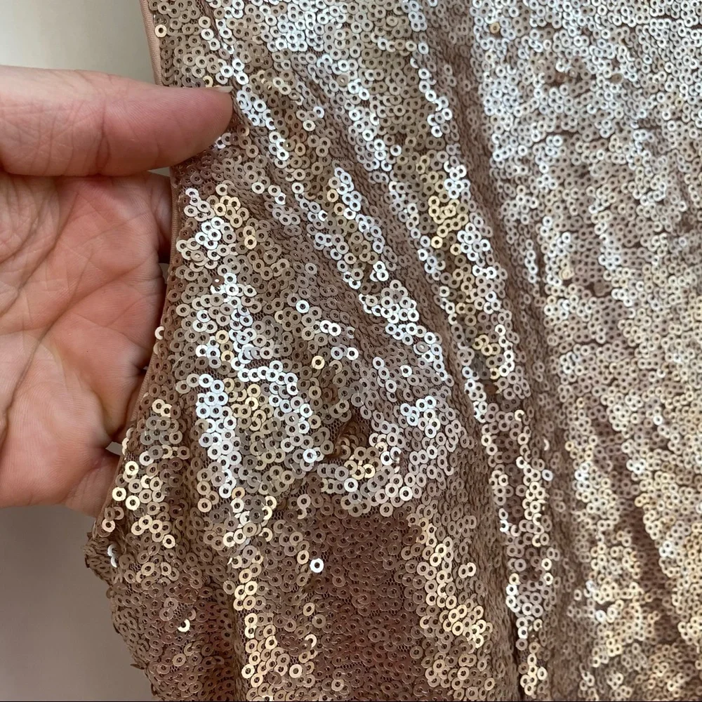 Lulu’s Rose Gold Sequin Mini Dress L. NWT - Picture 7 of 12